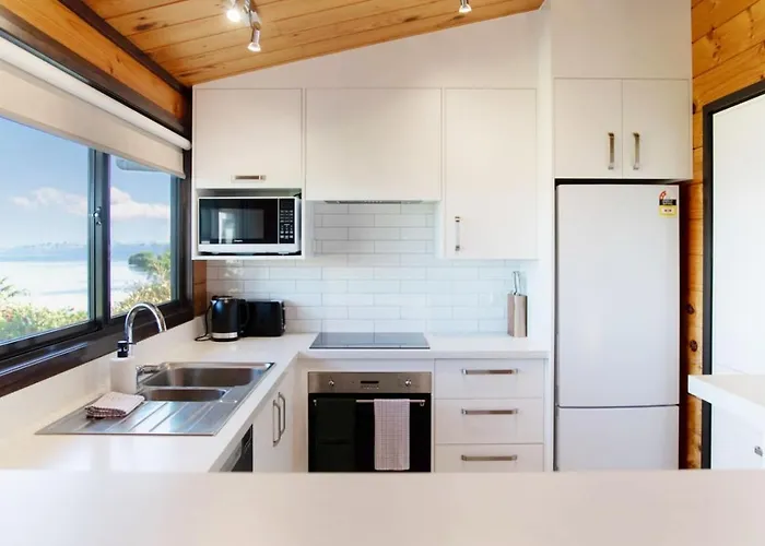 Lakeside Haven *
